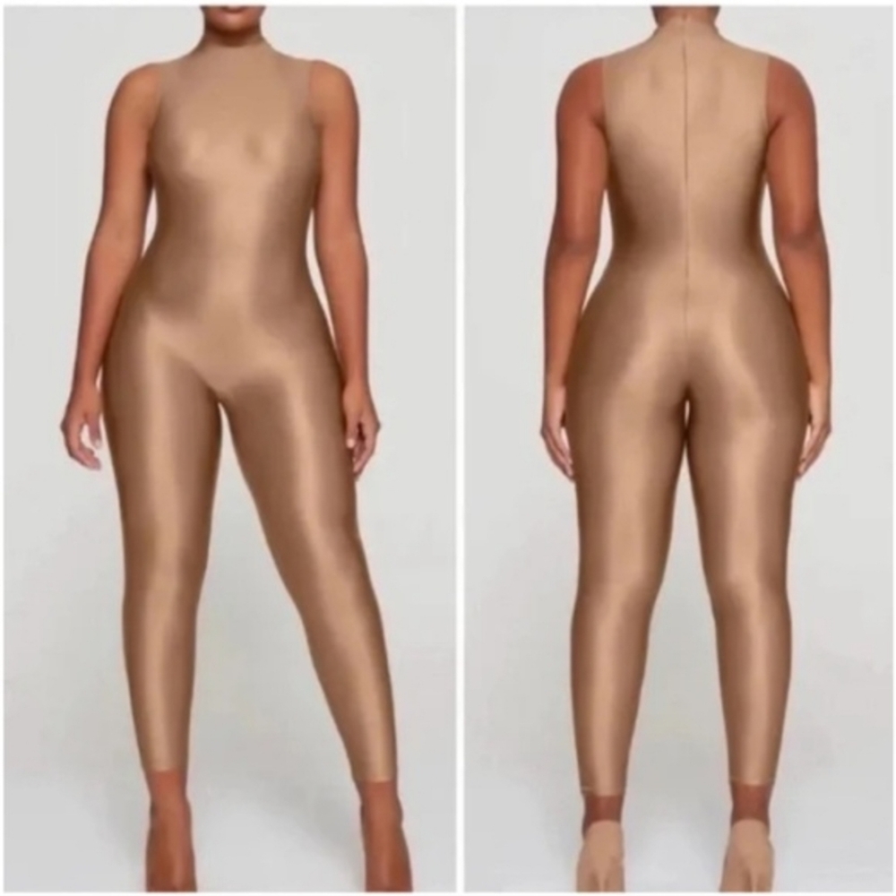 ⚜️🎀●SKIMS By Kim Kardasian Sleek Spandex Shimmer Bronze BodySuit In SIENNA XXS